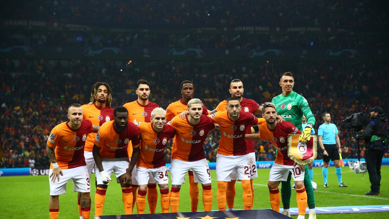 Galatasaray için formül basit: Kazan ve turla