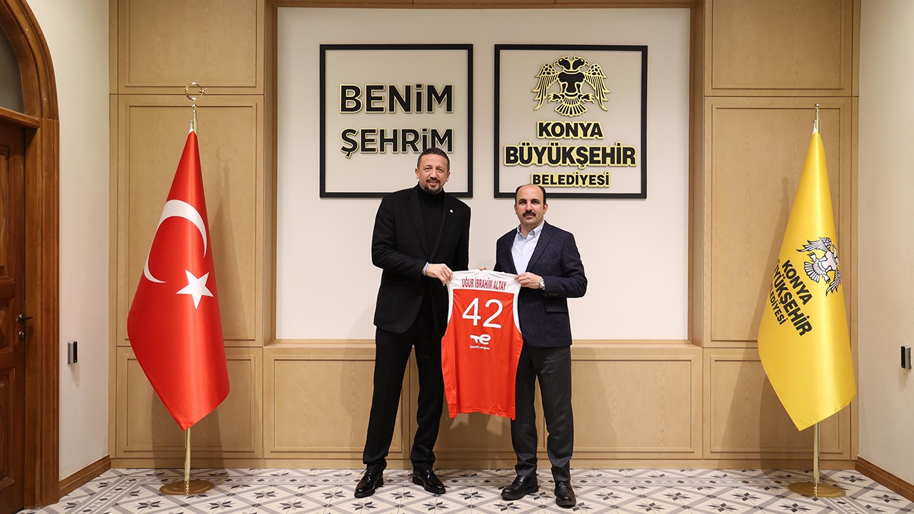 TBF Başkanı Hidayet Türkoğlu Başkan Altay'ı ziyaret etti