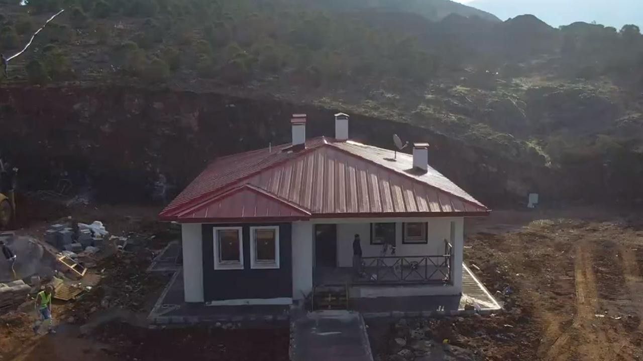 Şehit Özdemir’in depremzede ailesine evi bu hafta teslim edilecek