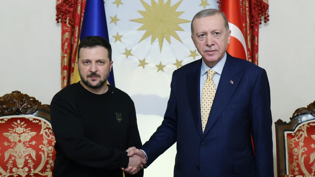 Cumhurbaşkanı Erdoğan, Zelenskiy ile bir araya geldi