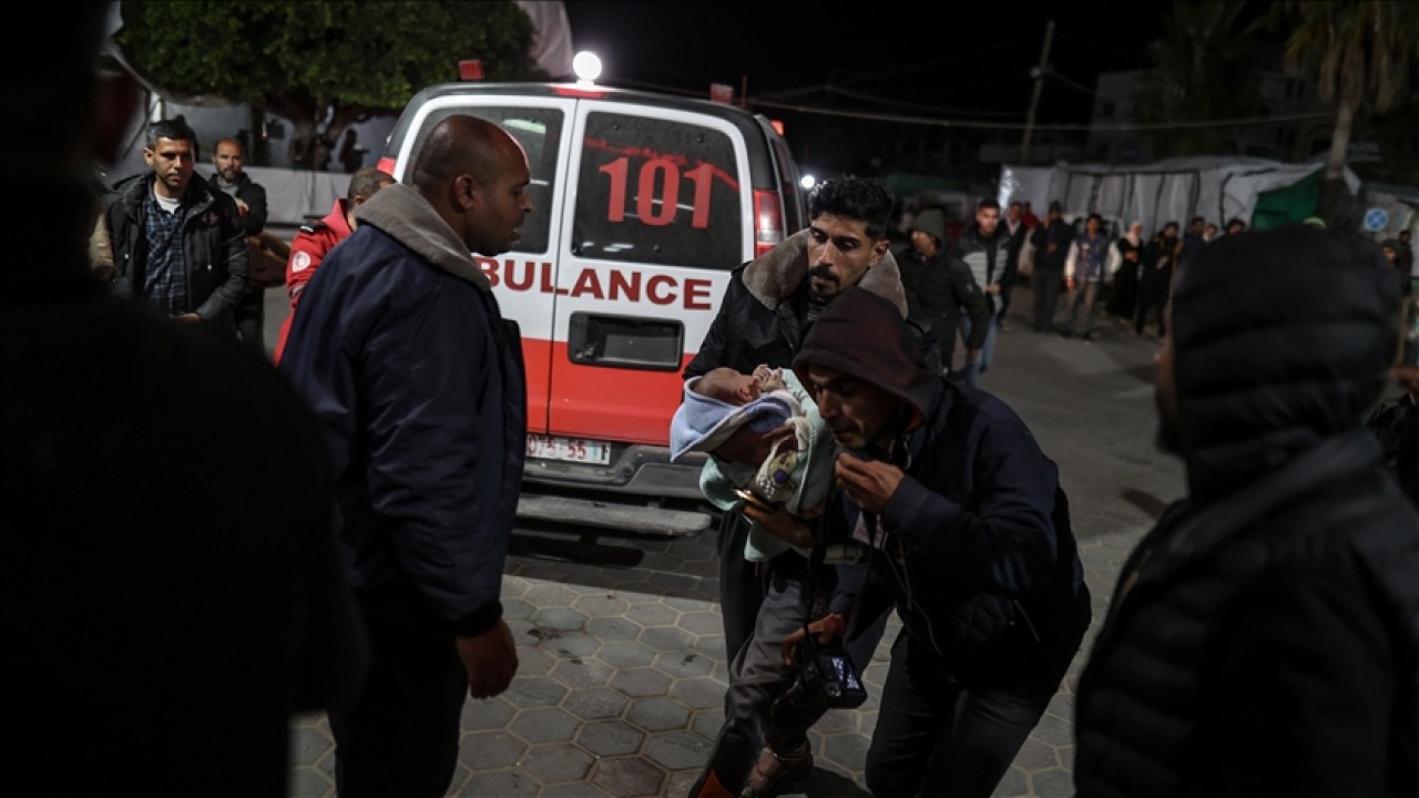 İsrail’in Gazze’de Şifa Hastanesi çevresine yönelik saldırılarında çok sayıda kişi hayatını kaybetti