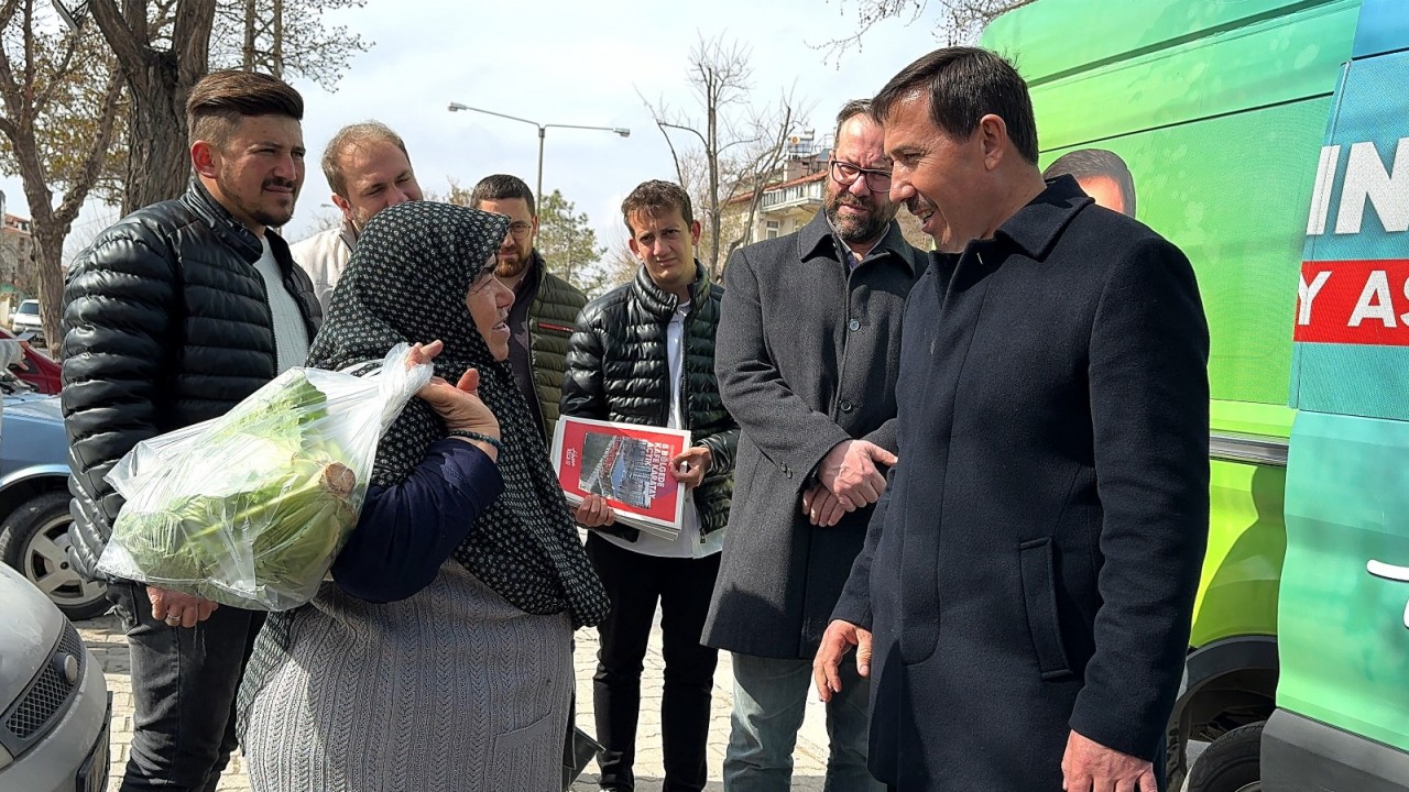 Başkan Kılca mahalle mahalle Konya'da vatandaşlarla buluşuyor