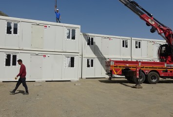 AFAD'dan Hakkari'de deprem hazırlığı; konteyner ve çadır gönderildi