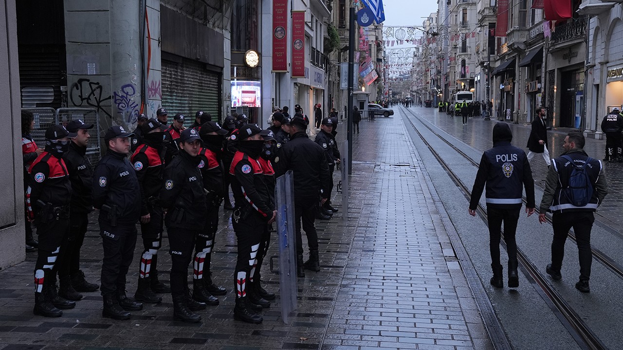 İstanbul’da 1 Mayıs Emek ve Dayanışma Günü için güvenlik önlemleri uygulanıyor