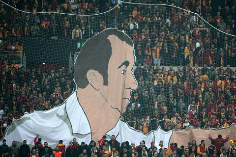 Fatih Terim'e 3 boyutlu jest