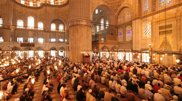 Türkiye'de kaç camide ibadet yapılıyor?