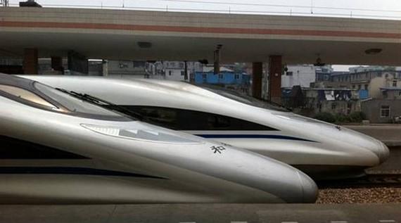 Hızlıdan daha hızlılar