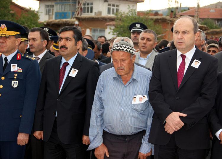  Konya'da şehit polise son görev