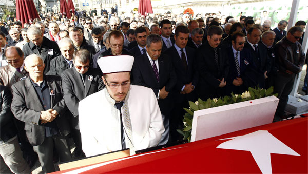 Osman Gidişoğlu, son yolculuğuna uğurlandı