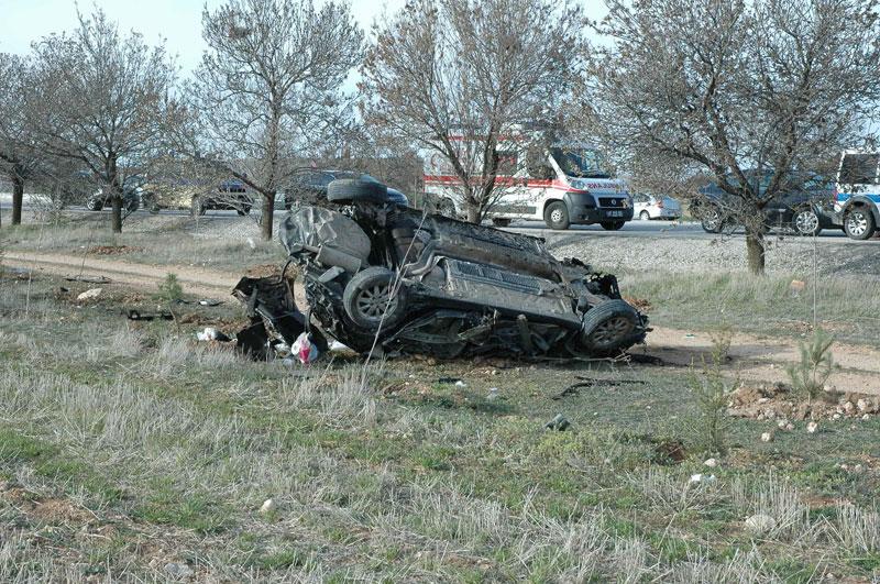  Konya-Karaman yolunda kaza: 3 ölü