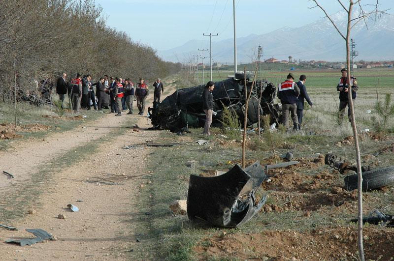  Konya-Karaman yolunda kaza: 3 ölü