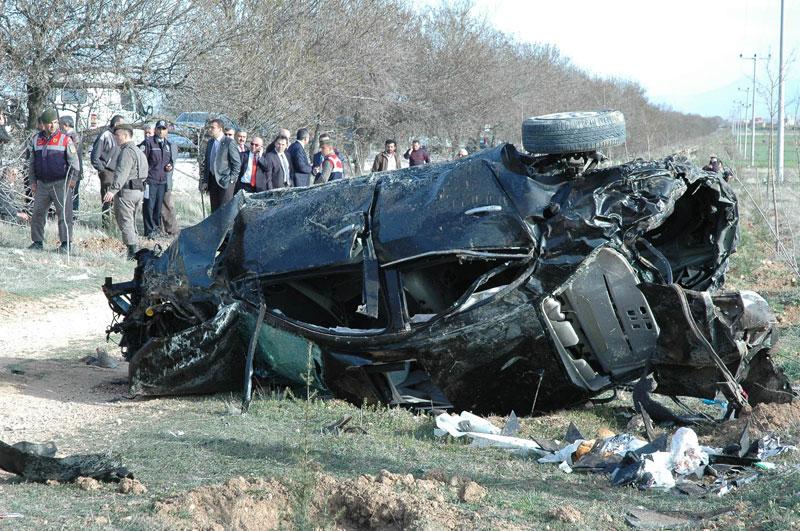  Konya-Karaman yolunda kaza: 3 ölü