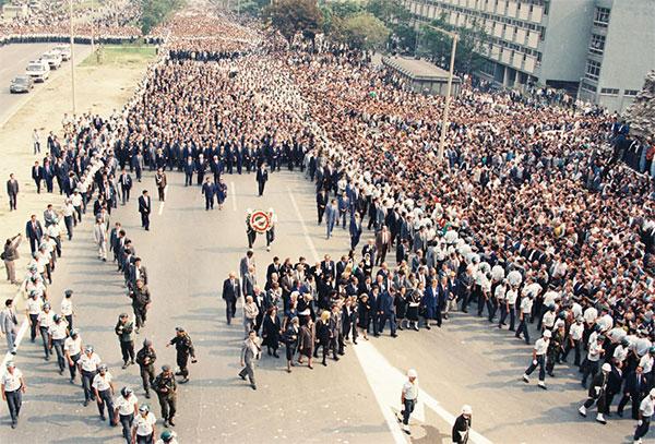 Özal'ın hiç yayınlanmamış fotoğrafları