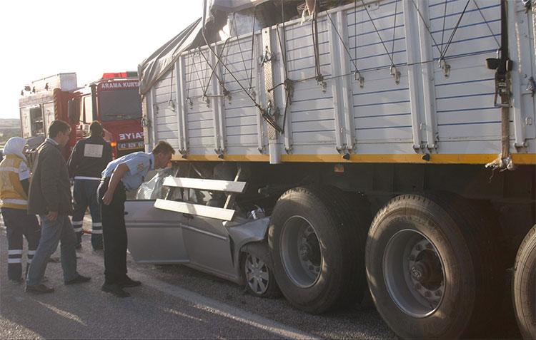 Konya'da trafik kazası: 2 ölü, 2 yaralı