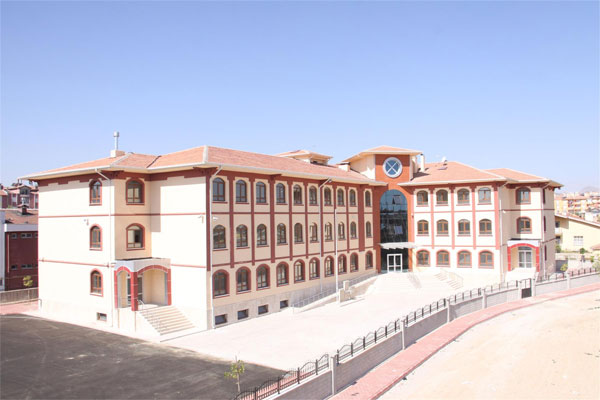 23 Nisan İmam Hatip Ortaokulu Pazartesi günü açılacak