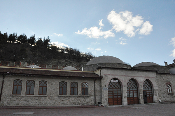 Ilgın Kaplıcası 8 asırdır 'şifa' dağıtıyor