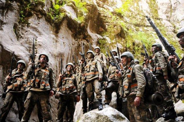 Kertenkele ve kurbağa yiyerek hayatta kaldılar