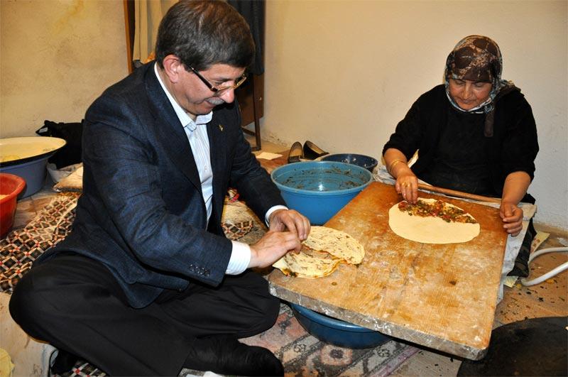 Fotoğraflarla Ahmet Davutoğlu