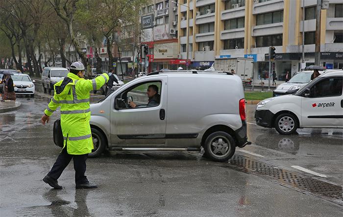 Ülke genelinde elektrik kesintisi