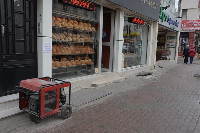 Ülke genelinde elektrik kesintisi