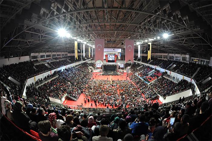 Sami Yusuf ile Kutlu Doğum Coşkusu yaşandı
