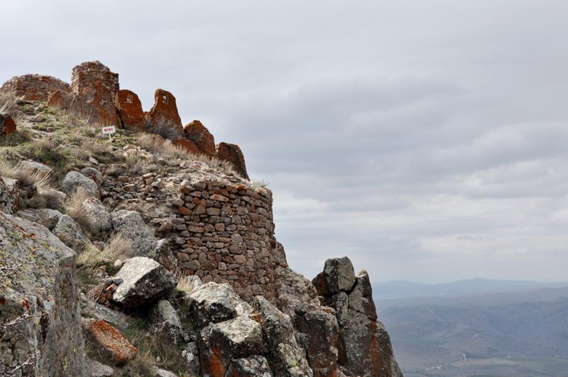 Takkeli Dağ'da Fatih Sultan Mehmet'in gülleleri bulundu