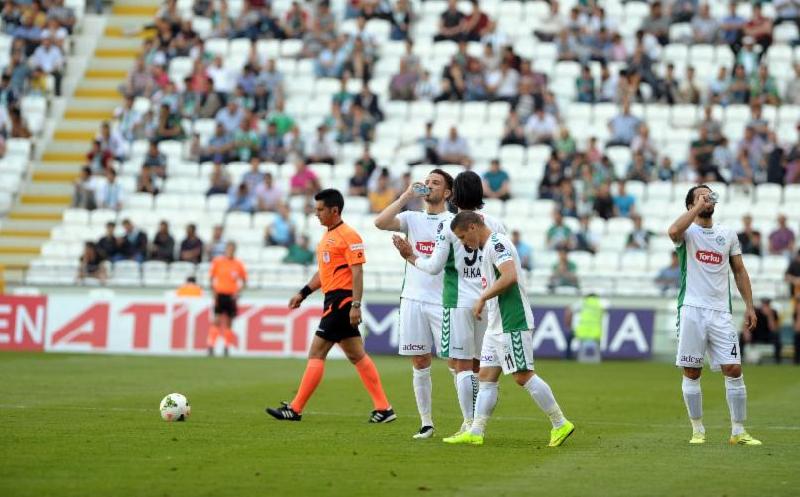 Torku Konyaspor - Çaykur Rize Spor ile karşılaştı