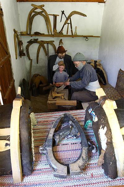 ''Maket Köy''ünü büyütmek istiyor
