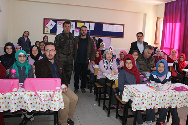 Ulubatlı Hasan İmam Hatip'ten anlamlı çalışma!