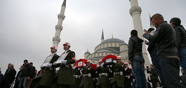 Şehit Uzman Çavuş Paker son yolculuğuna uğurlandı