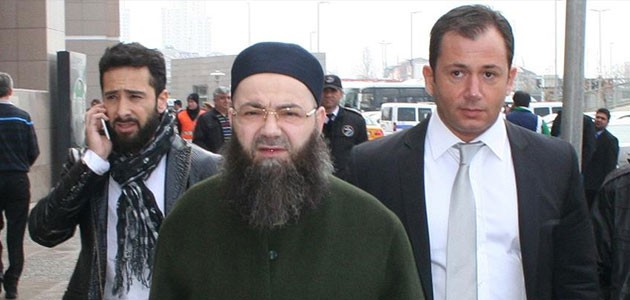 Cübbeli Ahmet Hoca: Aziz Yıldırım'ı namaza başlatamadım