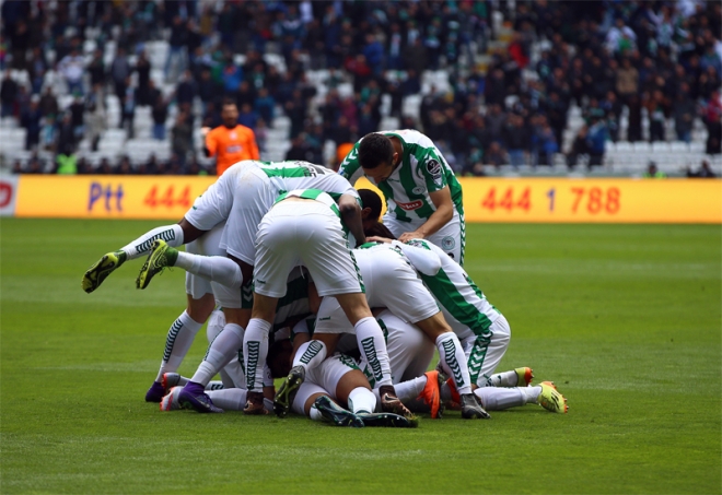 Konyaspor, Başakşehir'i Konya'da konuk etti