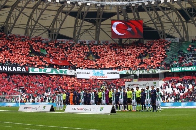 Konyaspor, Başakşehir'i Konya'da konuk etti