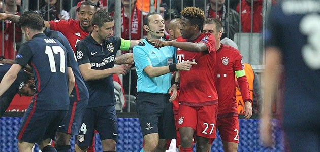 Bayern Münih’ten Çakır’a eleştiri
