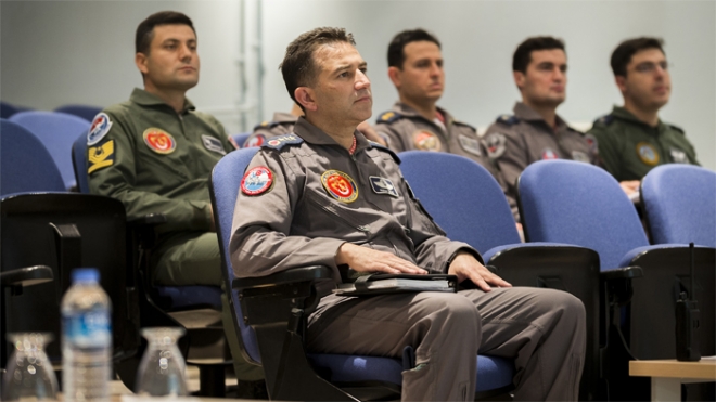  Konya'dan kalkan HİK uçağı NATO toplantısının güvenliğini sağladı 