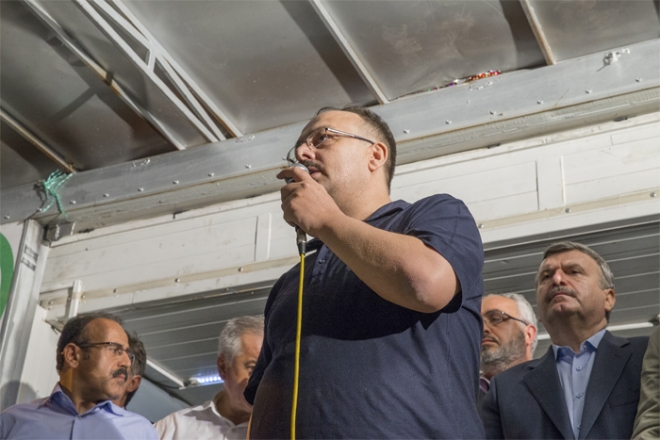 Konya'da halk sokağa döküldü