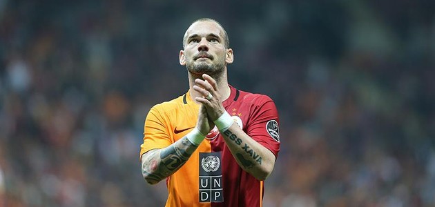 Sneijder: Burada uzun seneler kalabilirim
