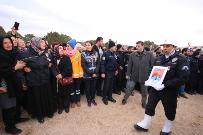 Şehit polis memuru Oğuzhan Duyar'a son görev