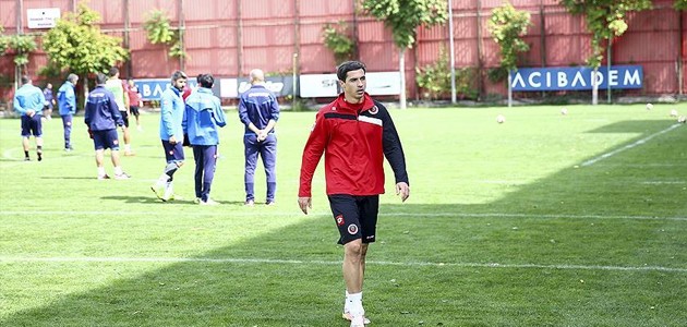 Bursaspor ’Bogdan Stancu’yu kadrosuna kattı