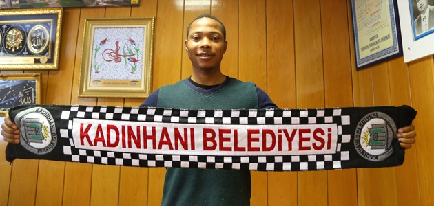 Konya’da forma giyen Nijeryalı ’kasap’ futbolcu