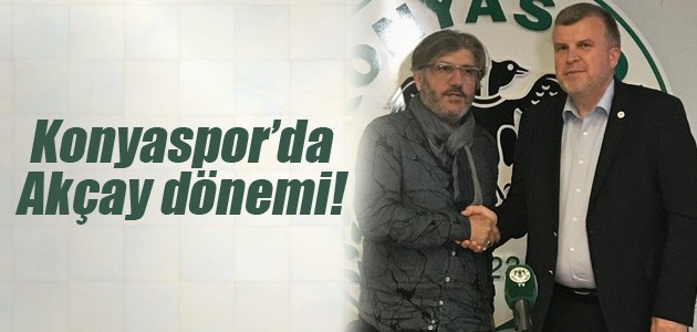 Konyaspor,  Mustafa Reşit Akçay ile anlaştı
