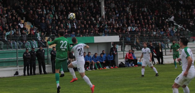 Sarayönü Belediyespor 4-2 kaybetti