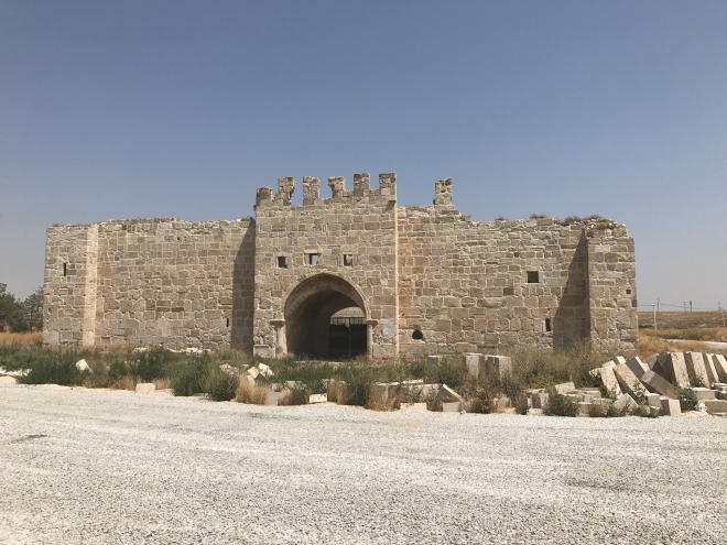 Konya’da tarihi ve doğal güzelliğin buluştuğu mekan: Obruk Hanı