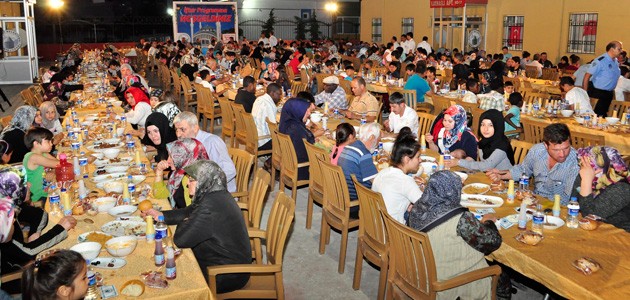 Şefkat Evleri'nde zor durumdaki ailelere kucak açılıyor