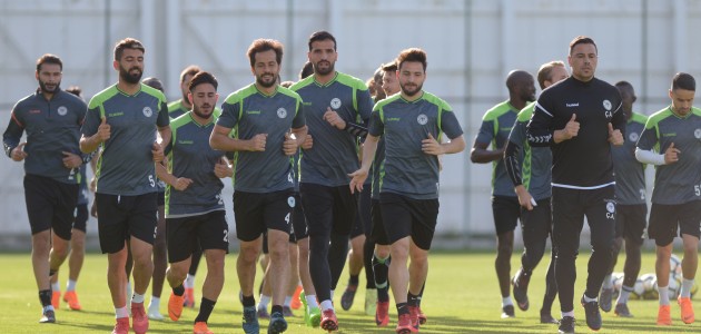 Atiker Konyaspor’da Kasımpaşa maçı hazırlıkları başladı
