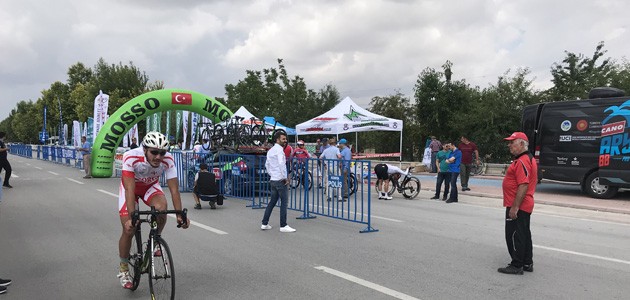 Uluslararası Mevlana Bisiklet Turu Konya’da başladı
