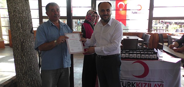 Beyşehir’de düzenli kan bağışçıları ödüllendirildi