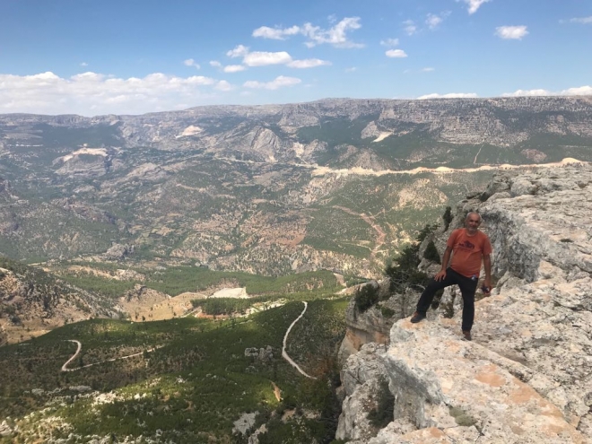 Torosların sakladığı Mennan Kalesi ziyaretçilerini bekliyor