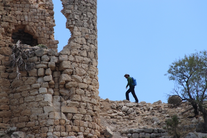Torosların sakladığı Mennan Kalesi ziyaretçilerini bekliyor