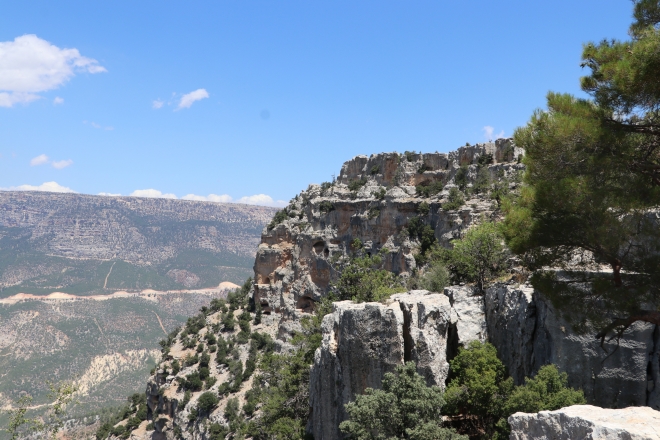 Torosların sakladığı Mennan Kalesi ziyaretçilerini bekliyor